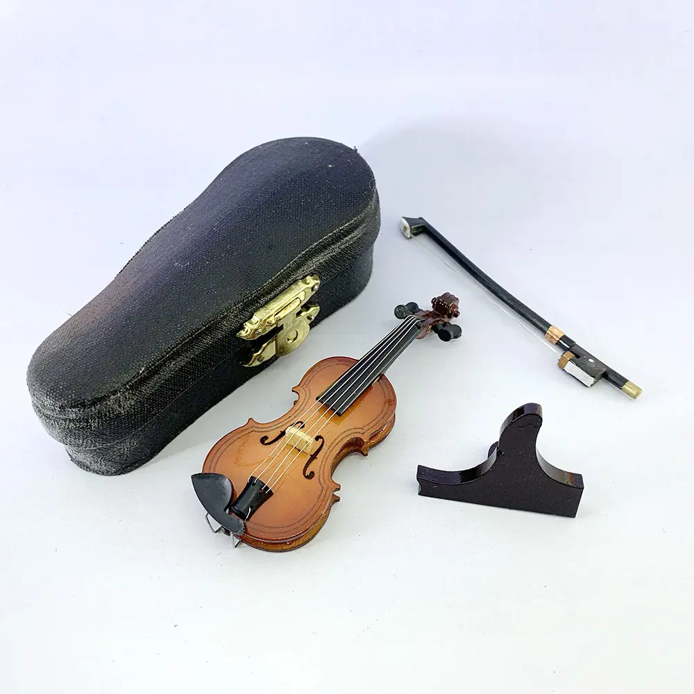 Large Miniature Violin Model 4 Large Miniature Violin Model 01